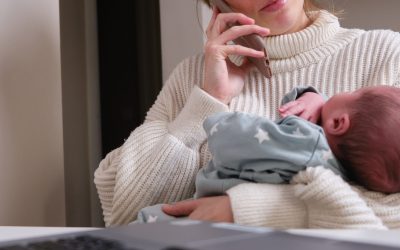 Returning to Work after Maternity Leave: Working motherhood, burnout and doing it all (Radio Interview)